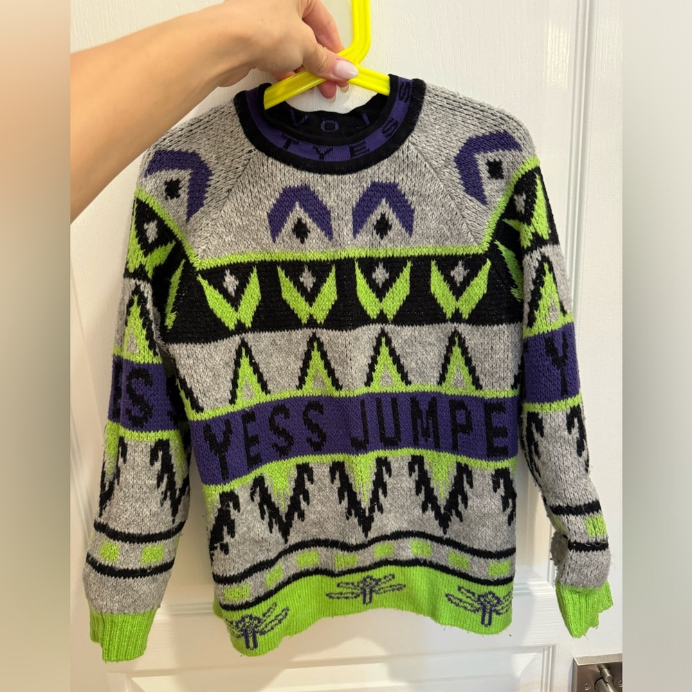 Tyess sweater